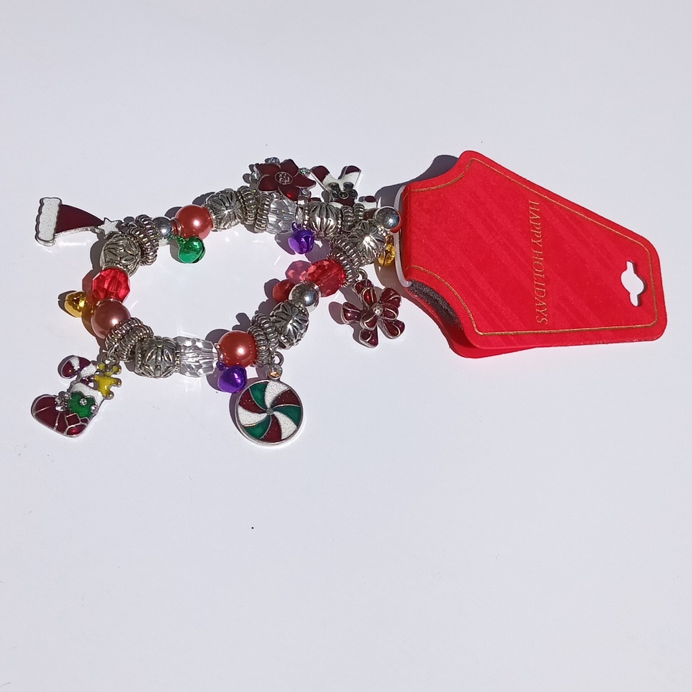 Silver tone Christmas stretch Holiday theme bangle charm Bracelet New.